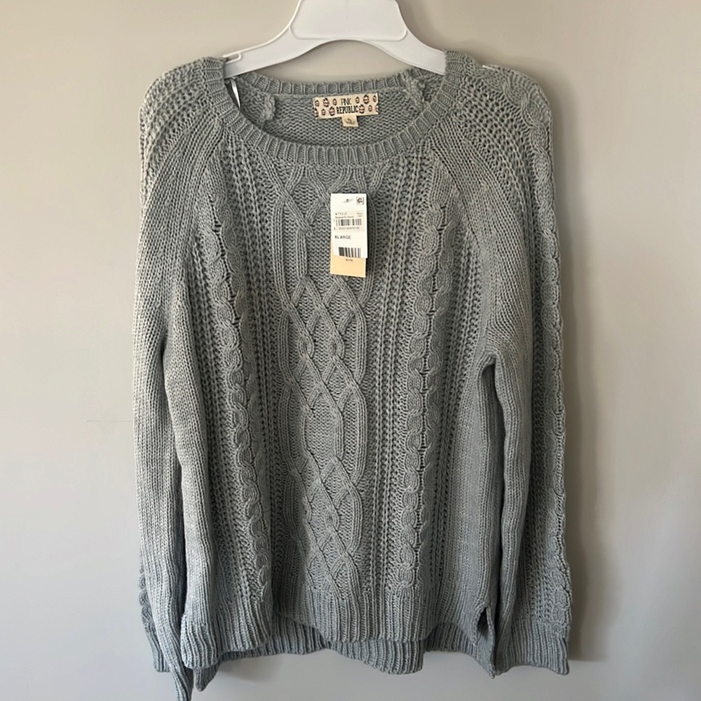 Girls sweater